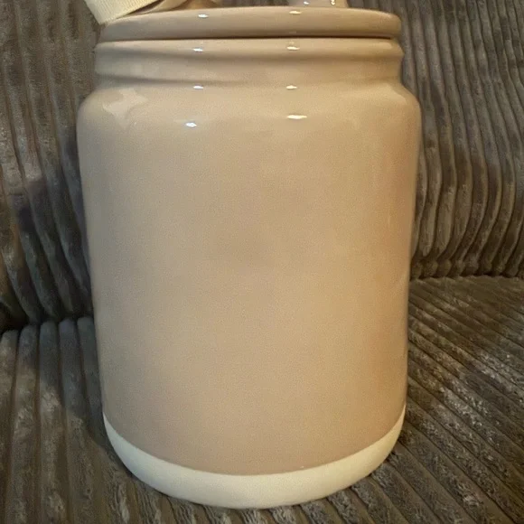 Rae Dunn Beige 'BONES' Ceramic Pet Treat Jar - Picture 2 of 9